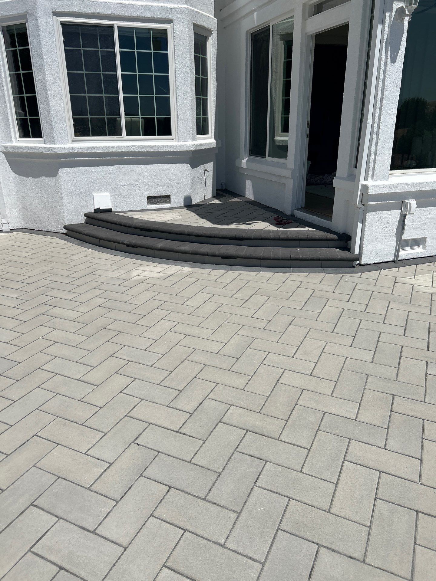 Outdoor element photo 07