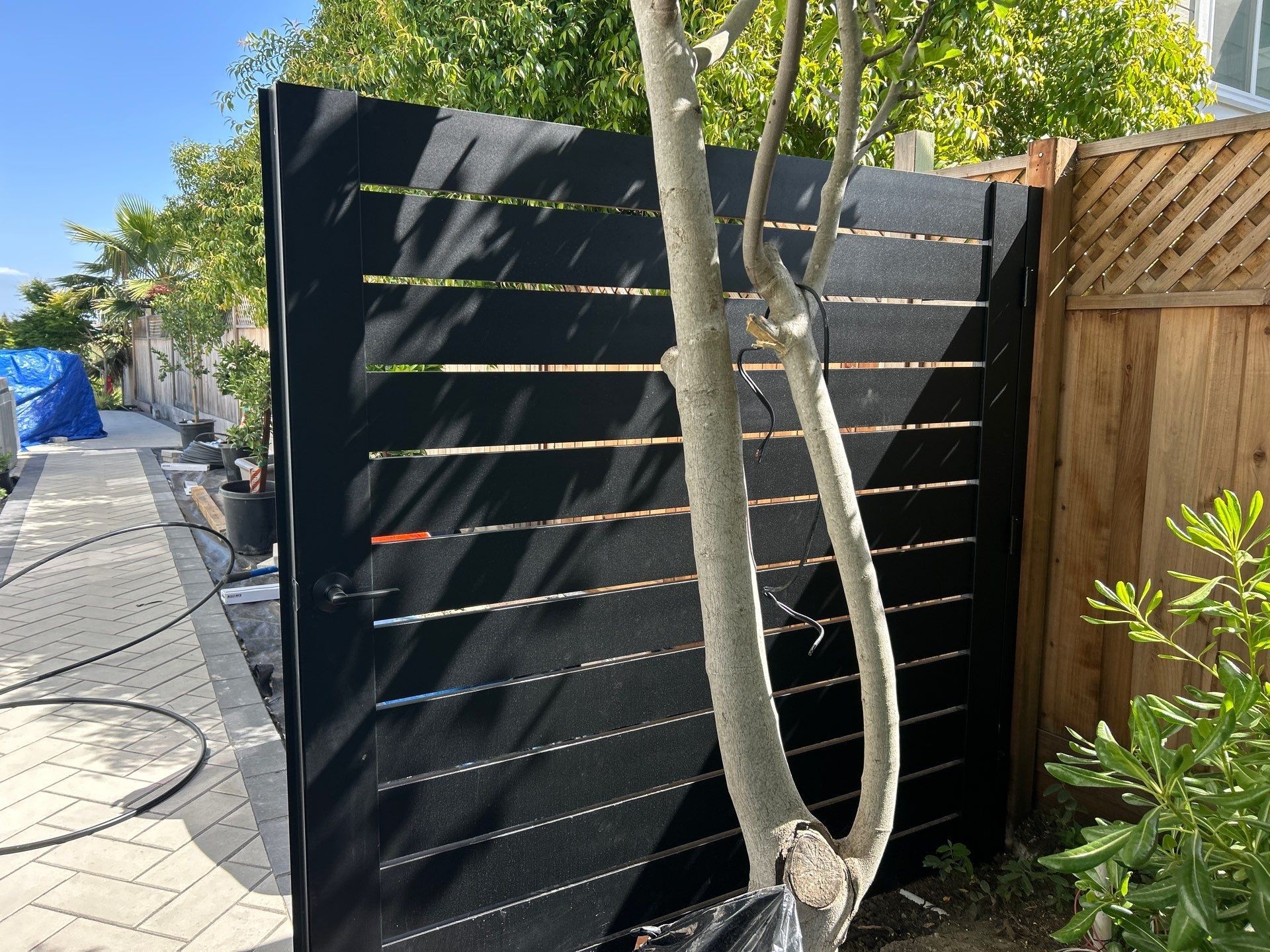 Outdoor element photo 11