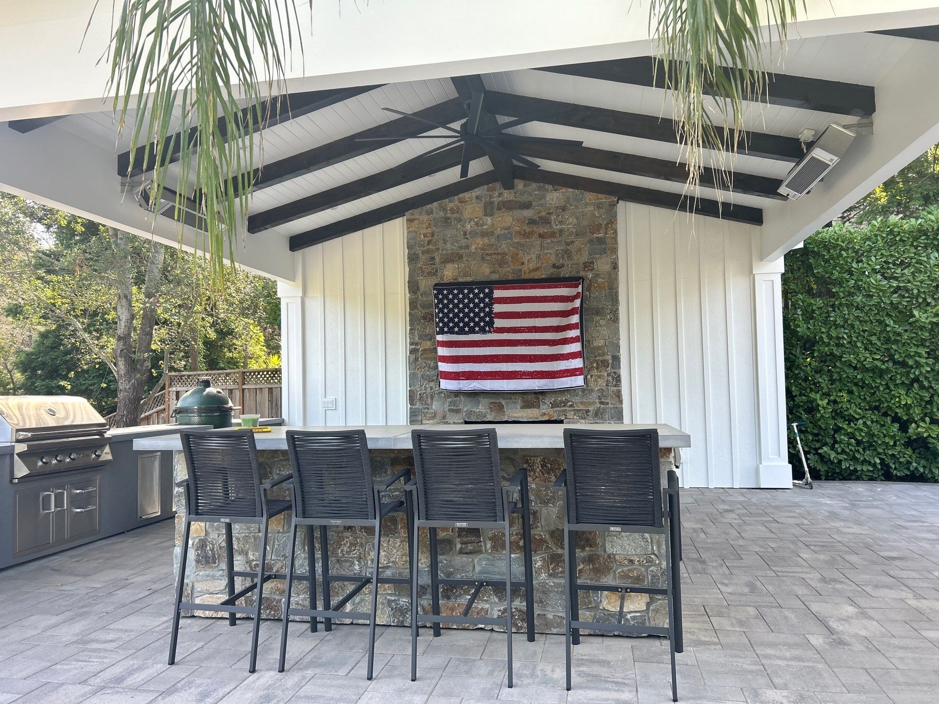 Outdoor element photo 14