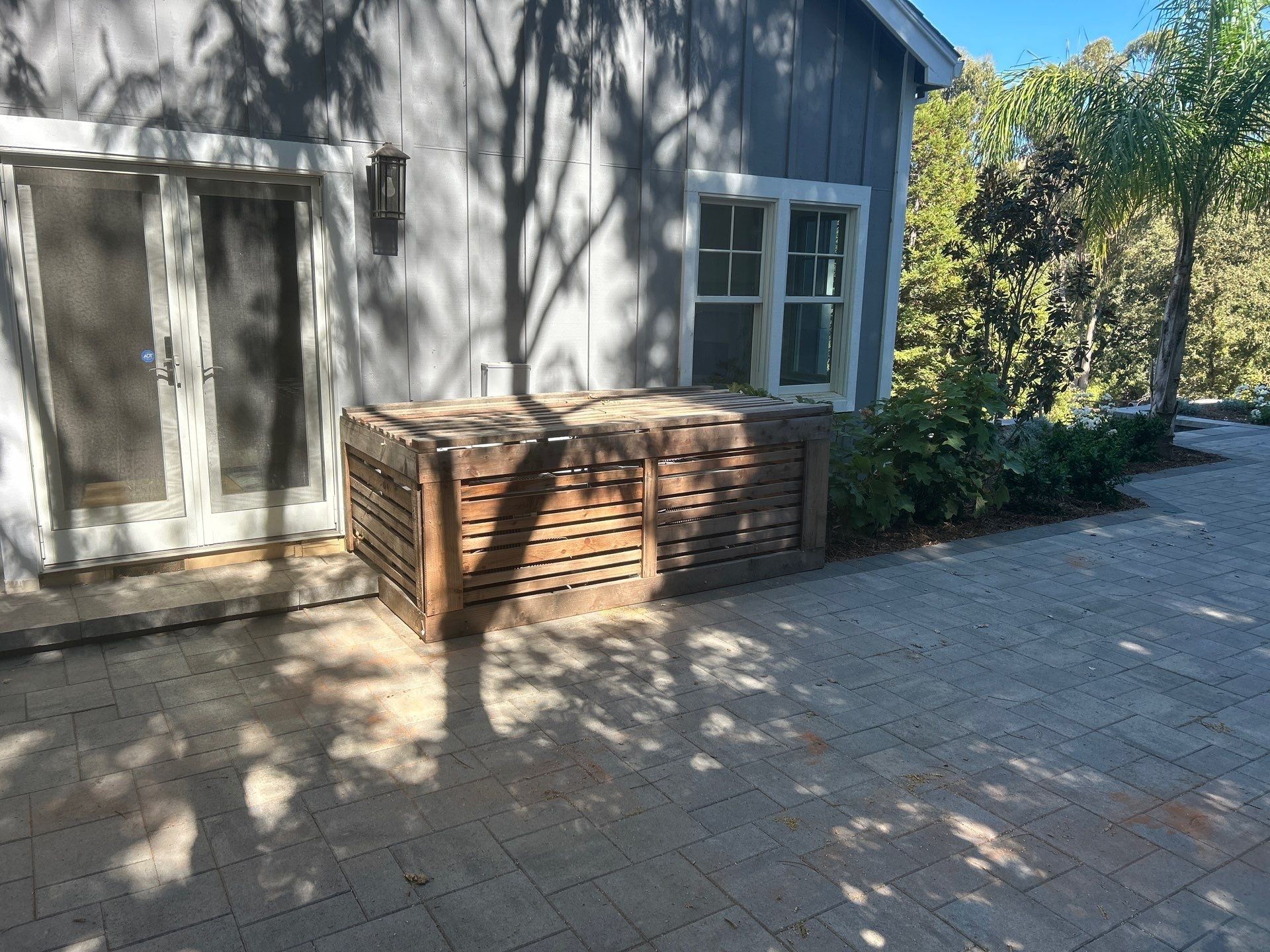 Outdoor element photo 16